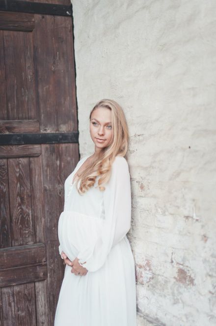 Красивая фотосессия для беременных недорого в Санкт-Петербурге предложение от профессиональных фотографов KOMLEVS +7 926 222 8521 Komlevs.ru Санкт-Петербург